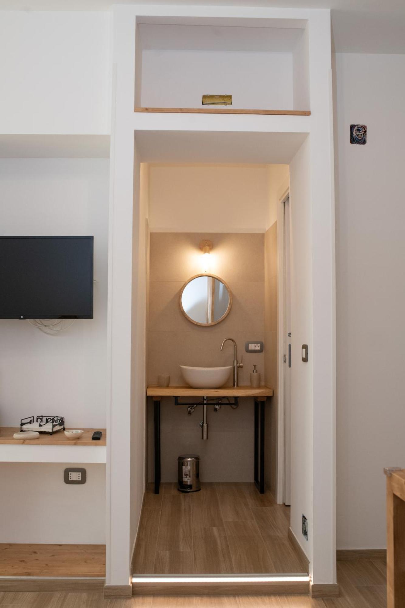 Pietra Bianca Bed & Breakfast Cutrofiano Bagian luar foto